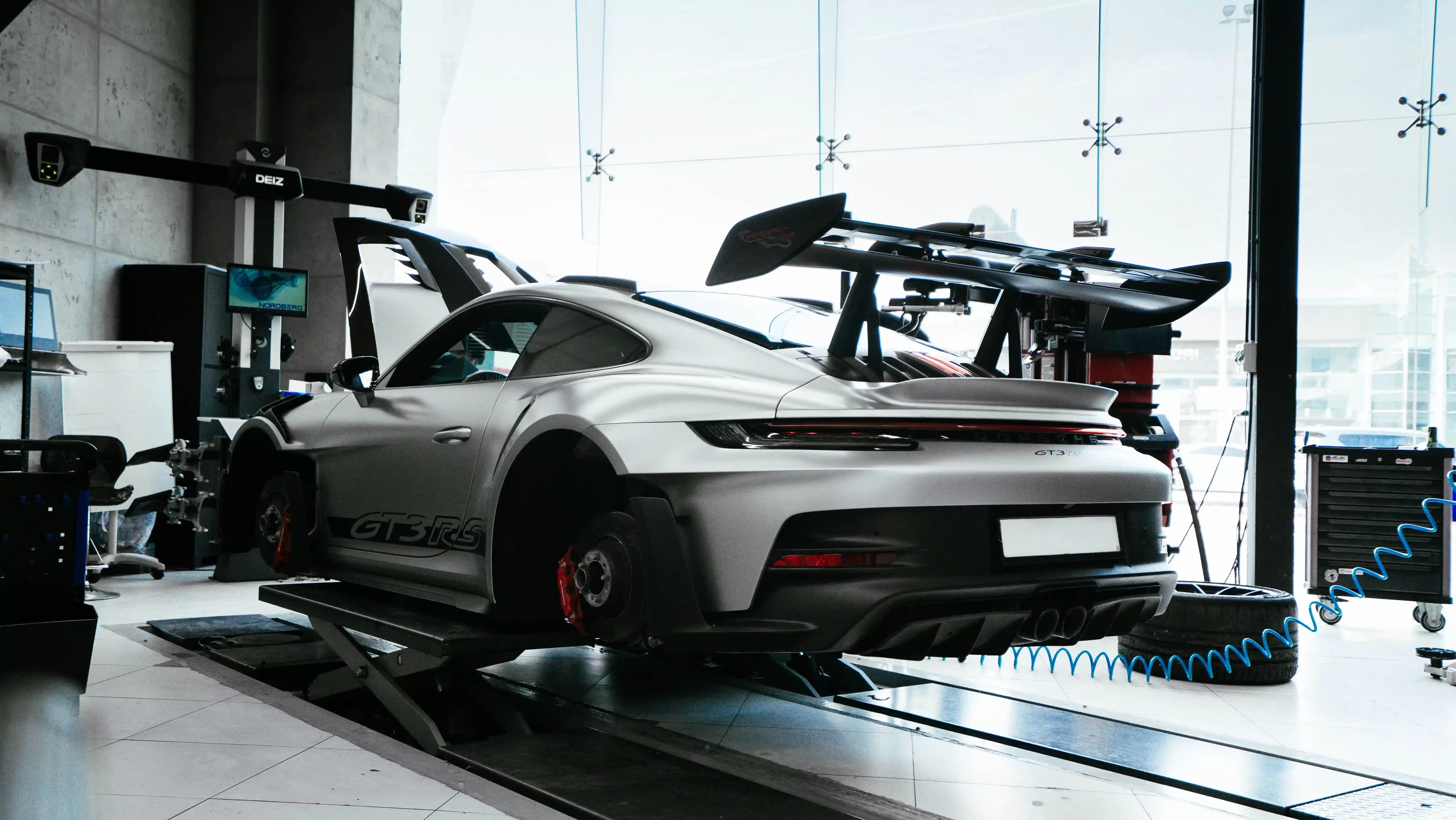 Porsche 911 GT3 RS (992) Track Brakes and Suspension Setup