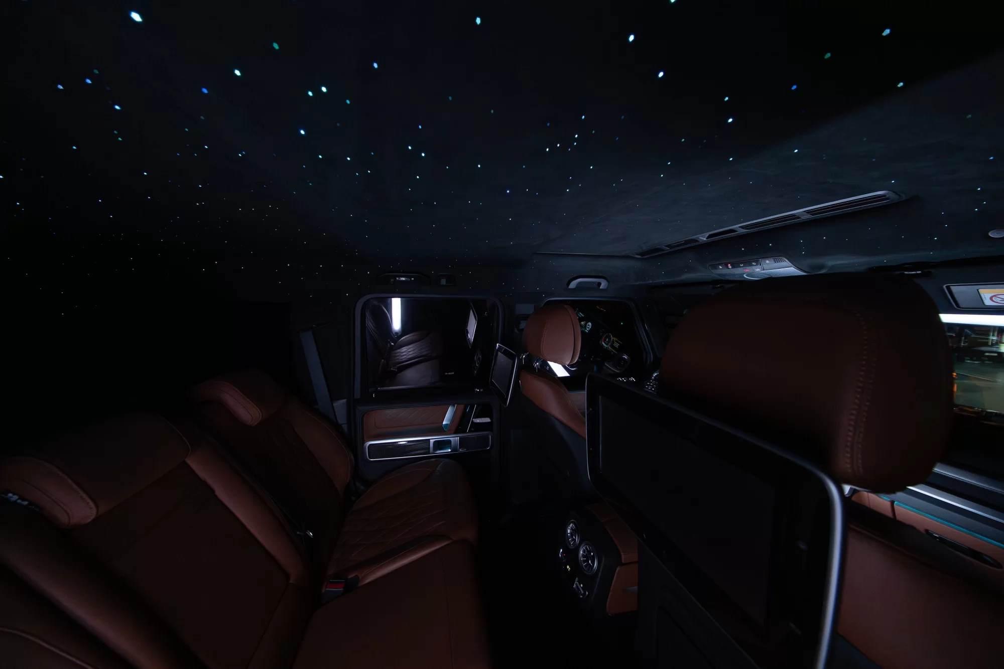 Mercedes-AMG G63 Starlight Headliner Project | DEIZ GARAGE Mercedes-AMG G63 Starlight Headliner Project | DEIZ GARAGE