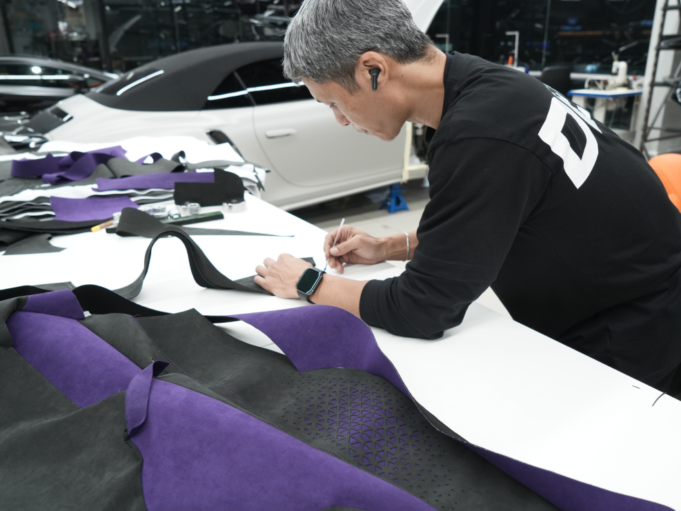 process Vehicle intake and preparation for disassembly