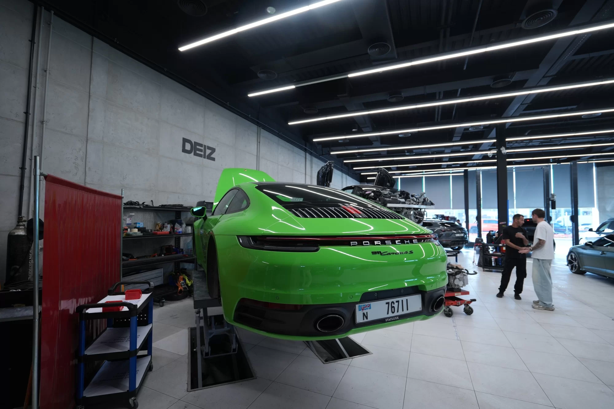 Porsche 911 Carrera 4S Tire Upgrade Project | DEIZ GARAGE Porsche 911 Carrera 4S Tire Upgrade Project | DEIZ GARAGE