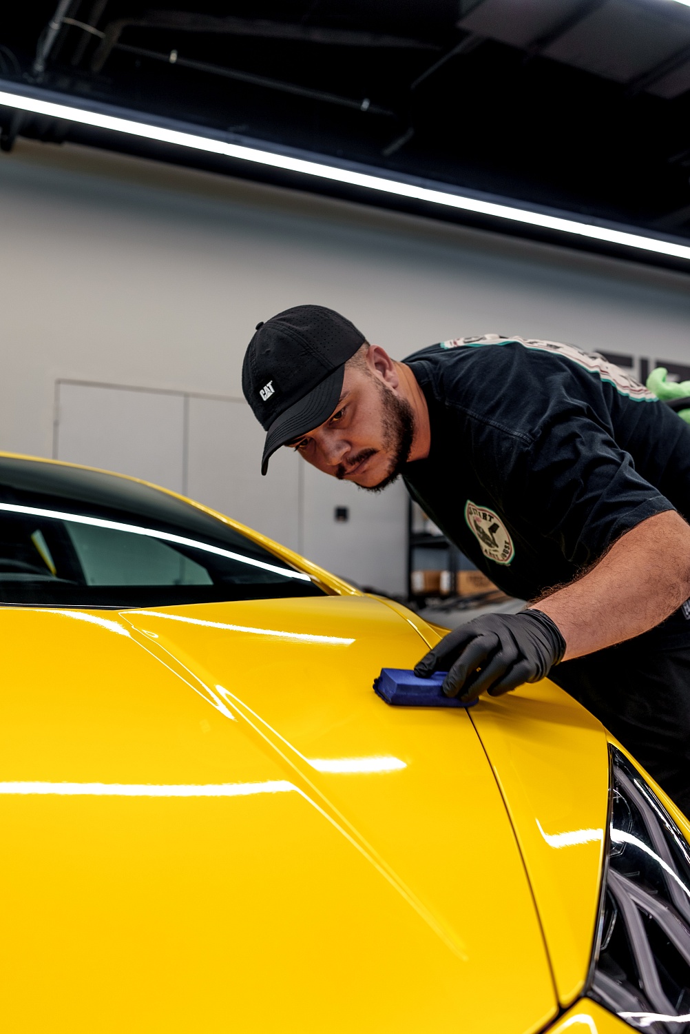 Transforming a Lamborghini Huracan: Premium 3-Year Ceramic Coating in Dubai