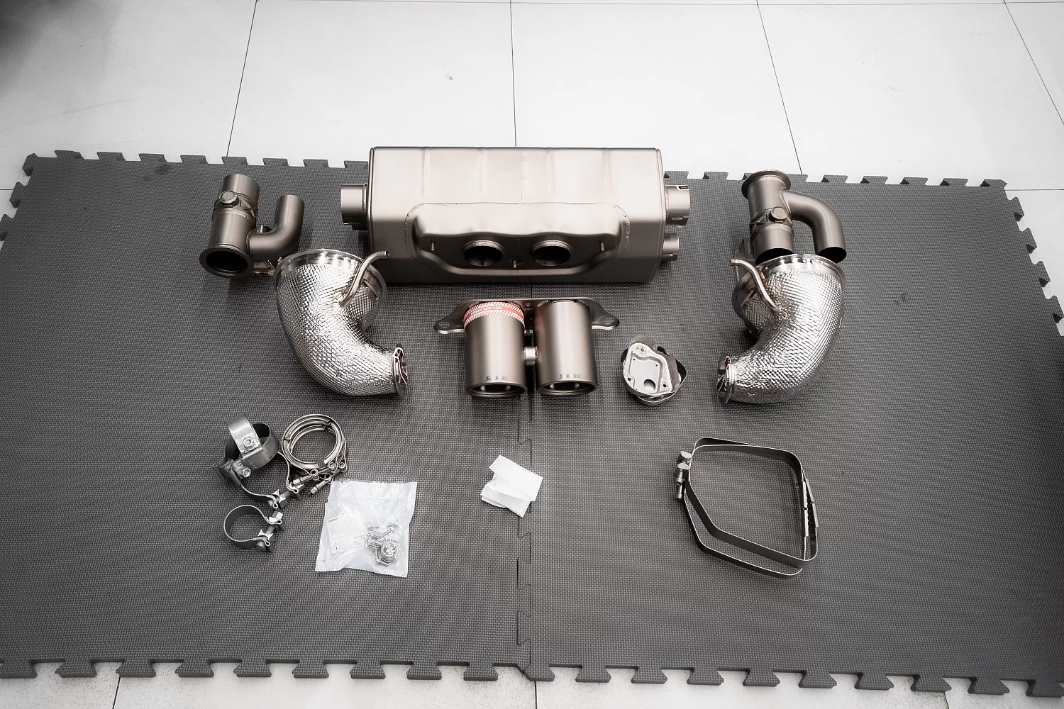 Akrapovic Exhaust Tuning Project: Porsche 911 GT3 RS | DEIZ GARAGE