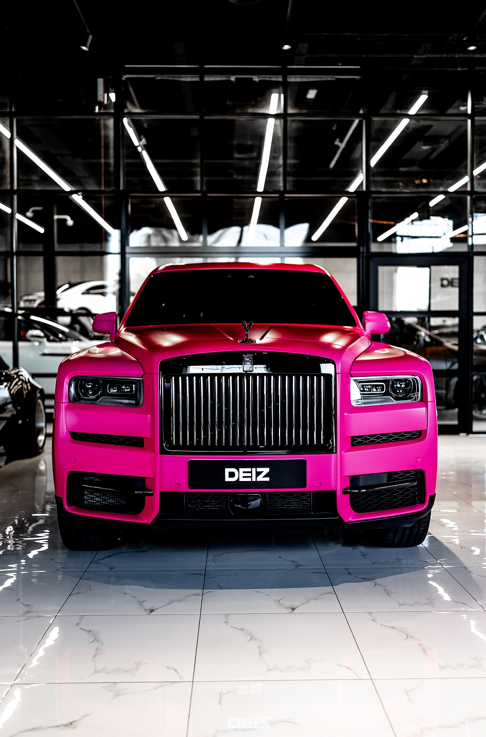 Rolls-Royce Cullinan Full Color Change Wrapping — Precision Behind Luxury