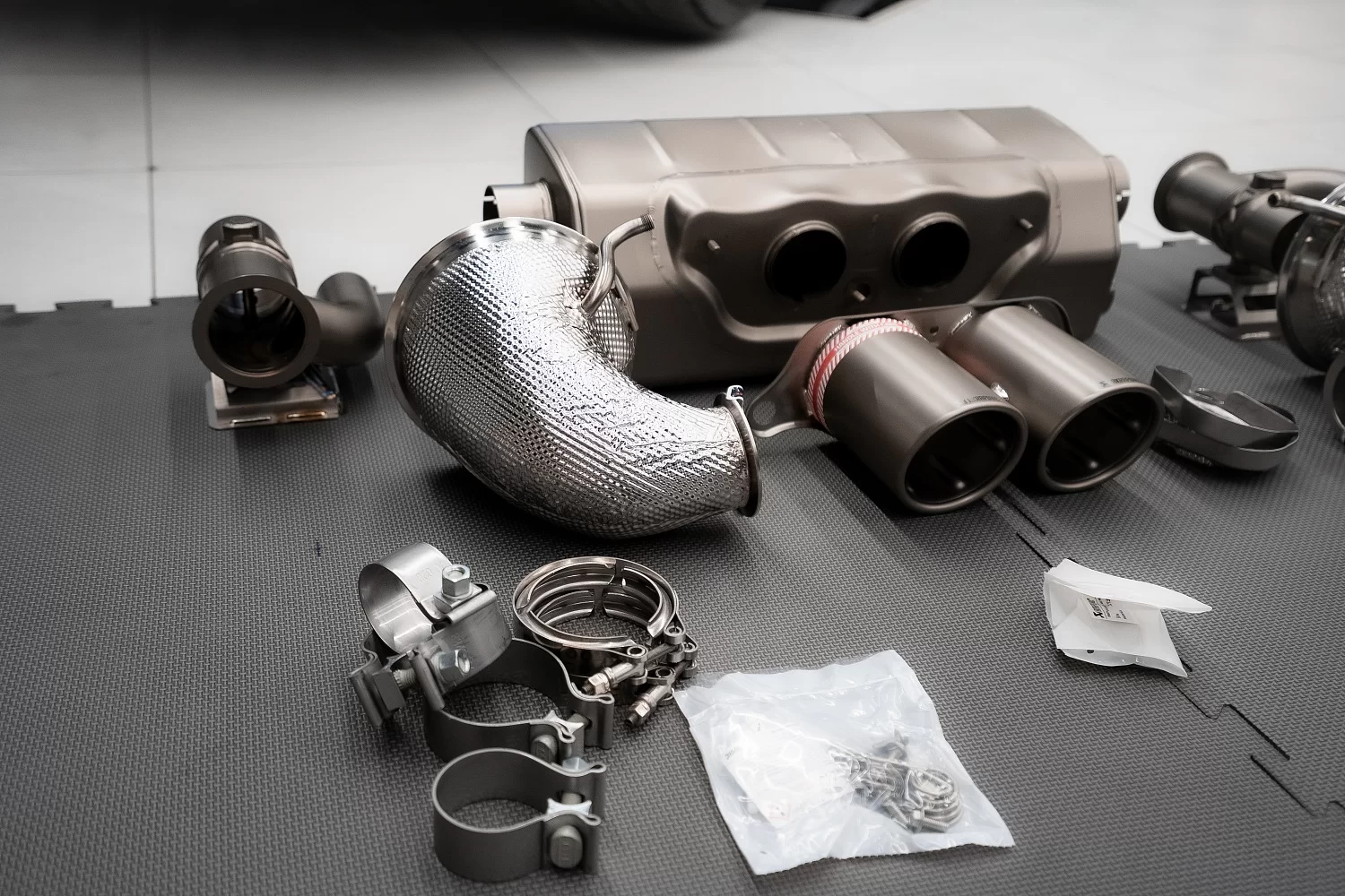 Akrapovic Exhaust Tuning Project: Porsche 911 GT3 RS | DEIZ GARAGE