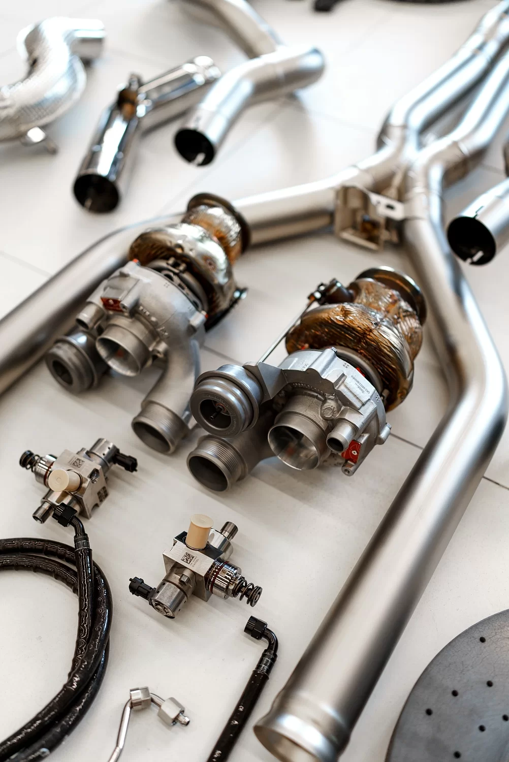 Mercedes E-Class Hybrid: Turbo Performance Project | DEIZ GARAGE