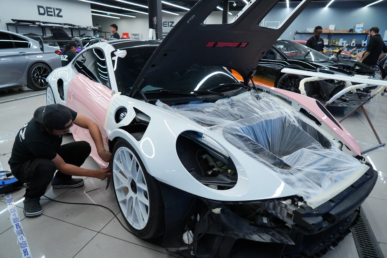 Porsche 911 GT3 RS 992 Creative Wrap Project | DEIZ GARAGE