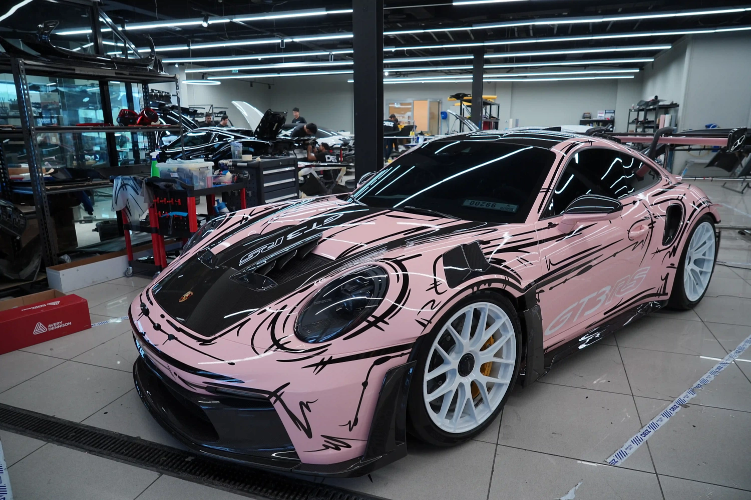 Porsche 911 GT3 RS 992 Creative Wrap Project | DEIZ GARAGE