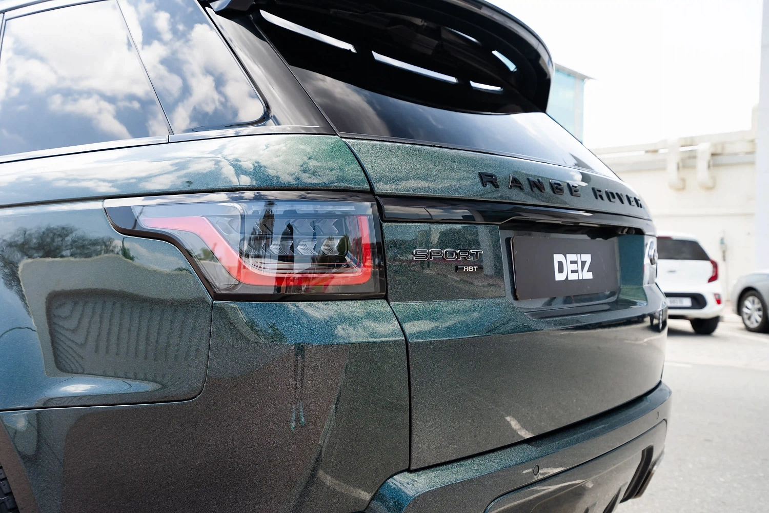 Range Rover Bespoke Paint Development Project | DEIZ GARAGE