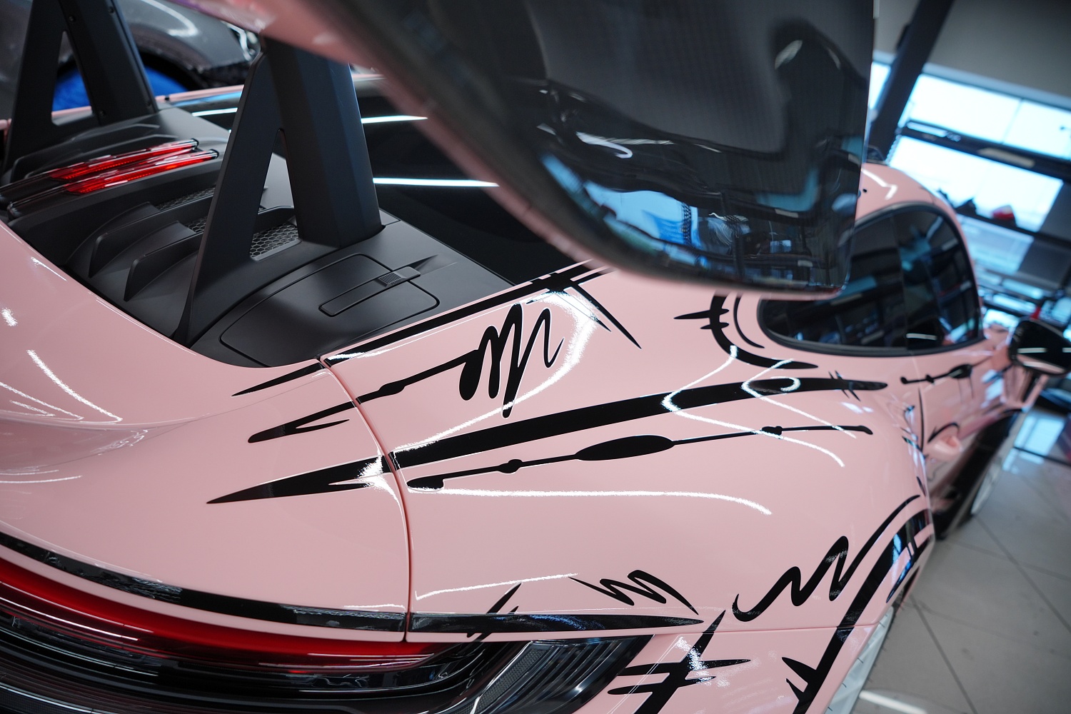 Porsche 911 GT3 RS (992) Creative Wrap Project 