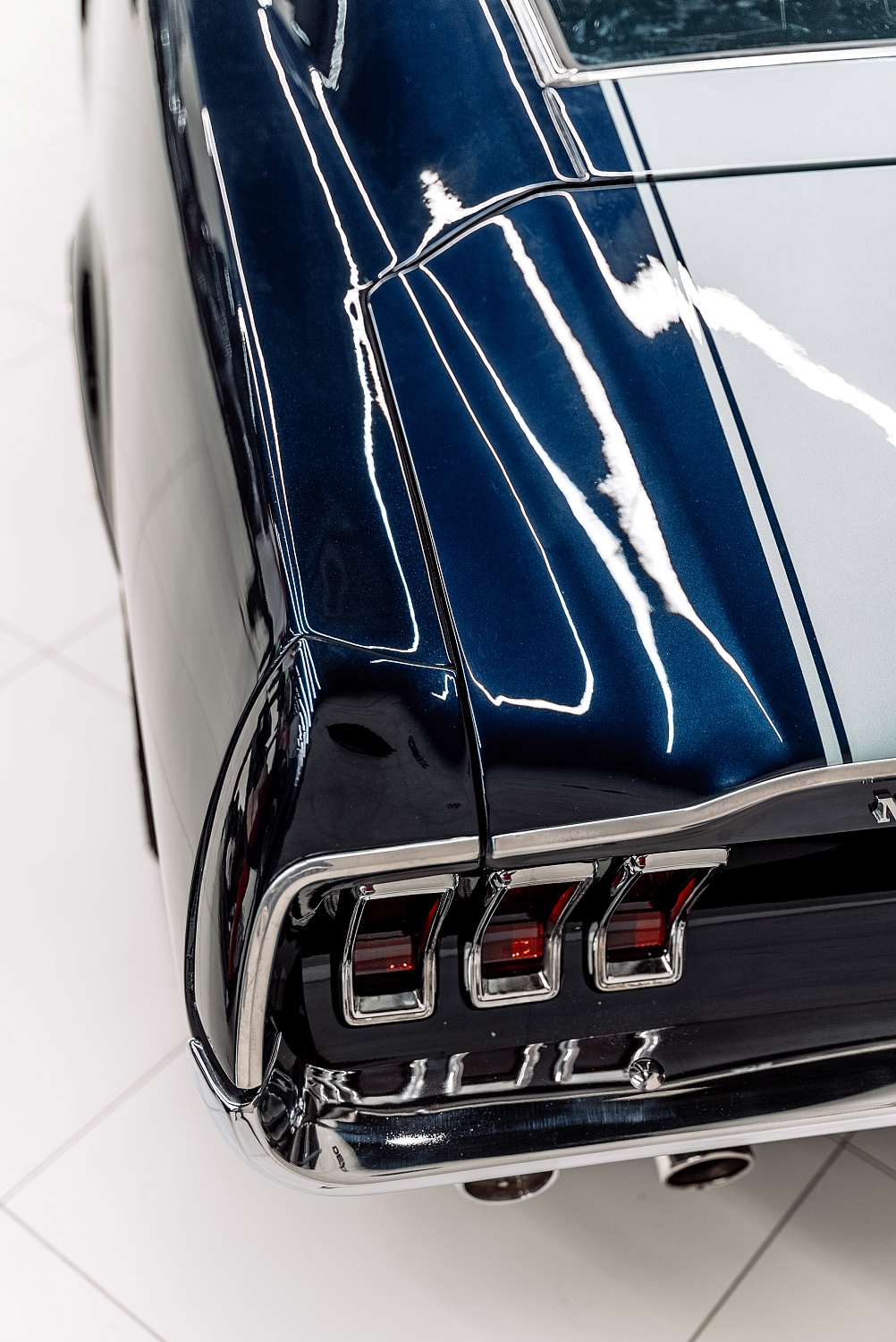 Ford Mustang Car Polishing