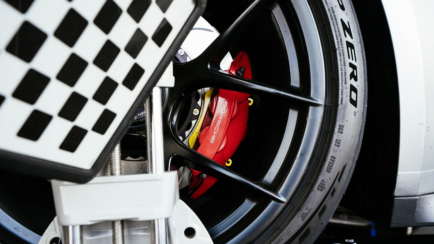 Porsche 992 GT3 RS Track Brakes & Suspension Setup